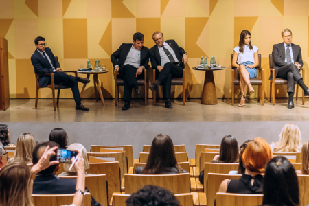 Ao lado de especialistas, Unacon Sindical debate principais aspectos da reforma Administrativa