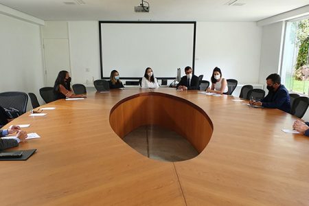 Articulação parlamentar contra a PEC 32/2020 contará com o apoio do Torreão Braz Advogados